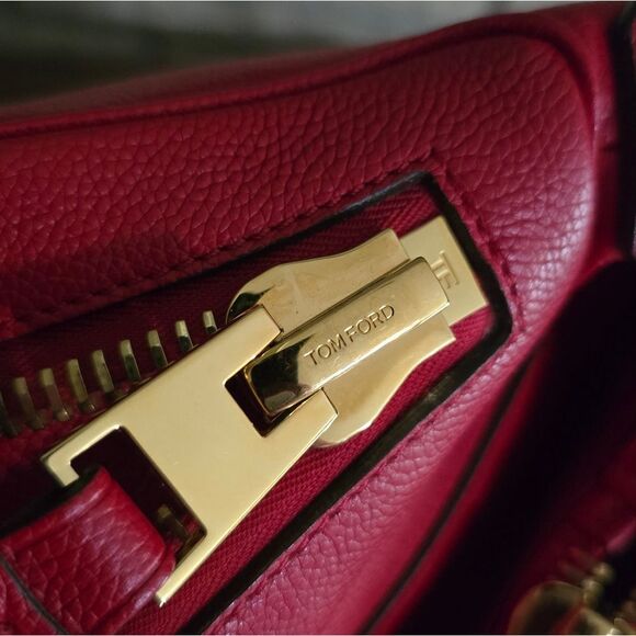 🐢 TOM FORD 'Jennifer' SHOULDER BAG AND CROSSBODY Great Condition - Picture 17 of 17